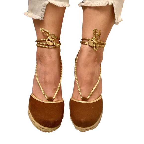 Curved Wedge Heel Ankle Wrap Sandal 6.5 Brown - Picture 5 of 12